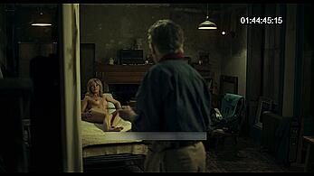 Actress - Ellie Bamber: Movie - Moss & Freud